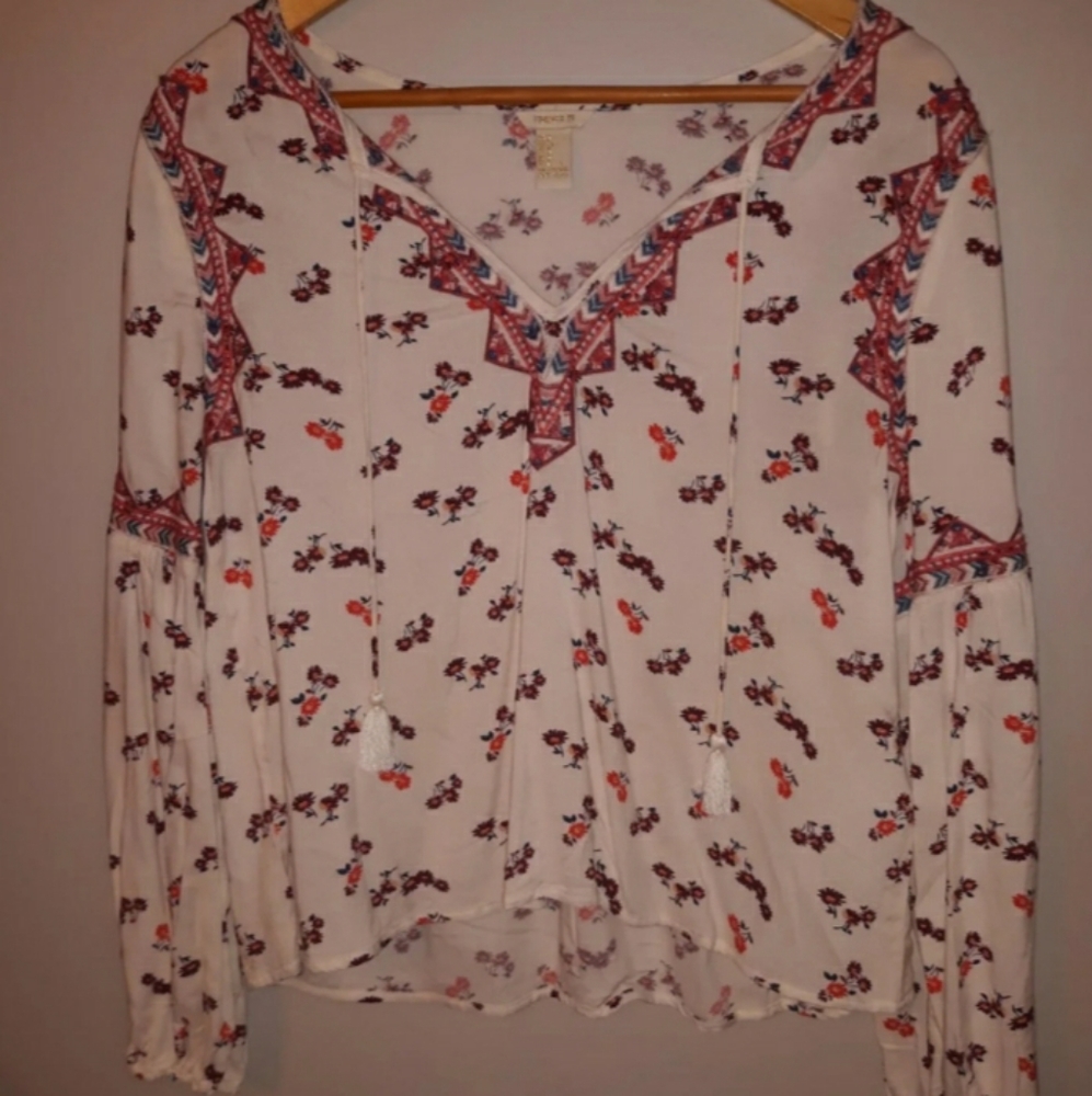 2 for 20🎉Forever 21 floral peasent shirt